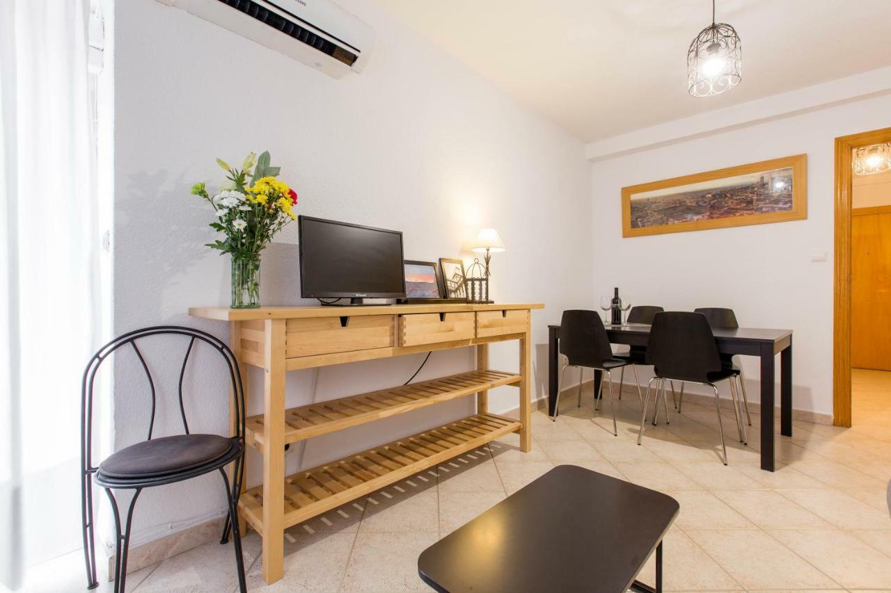 3 Apartment *
