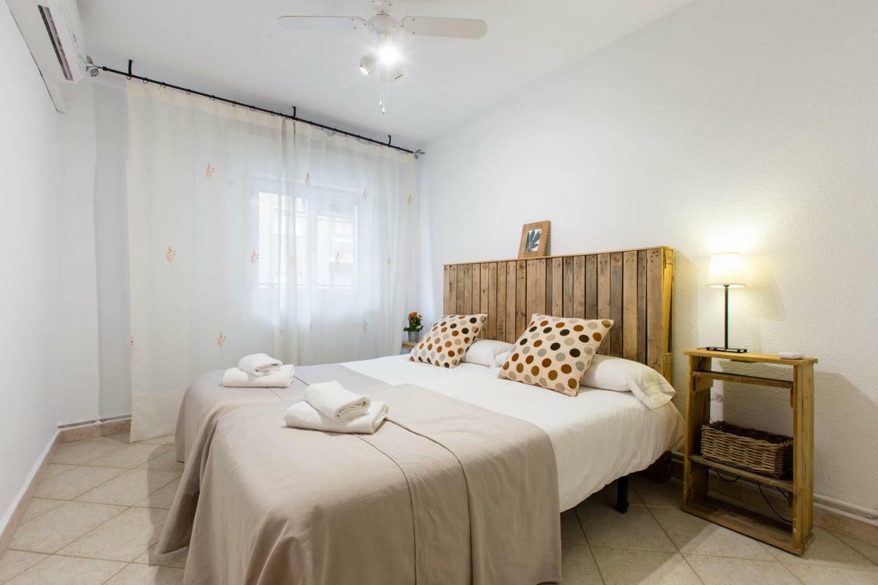 3 Apartment *